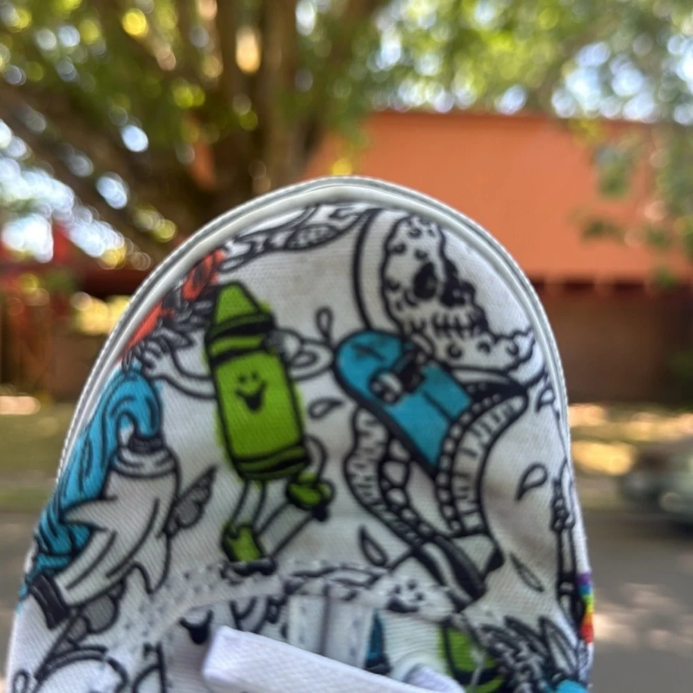 Vans Skate Lace Up Shoes Authentic Crayola DIY/ Sketch your Way Toddler Sneakers